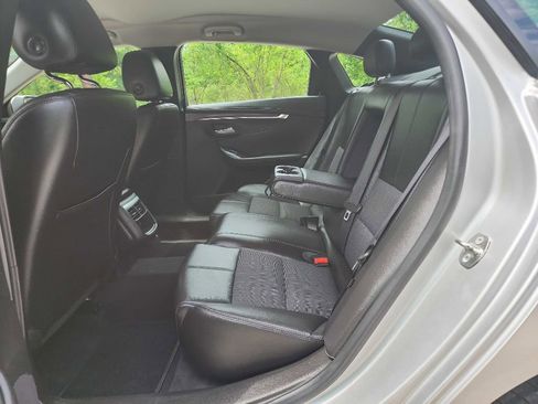 Used 2018 Chevrolet Impala LT image 27
