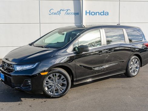 New 2026 Honda Odyssey Touring image 2
