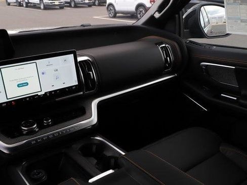 New 2025 Ford Expedition Tremor image 33