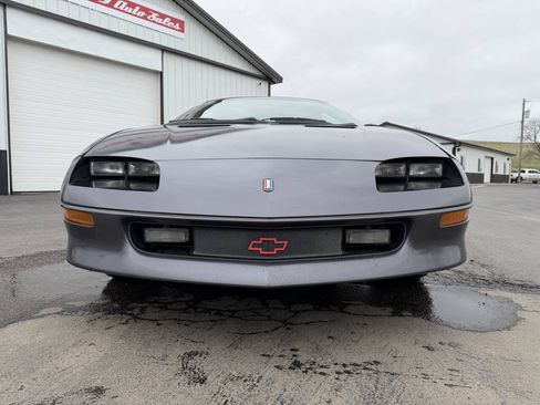 Used 1993 Chevrolet Camaro LT RWD image 21