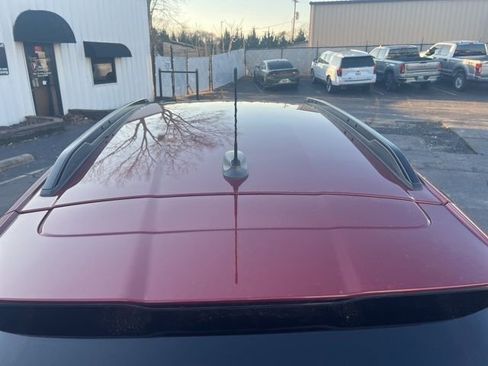 Used 2024 Chevrolet Trax LT w/ LT Convenience Package image 10