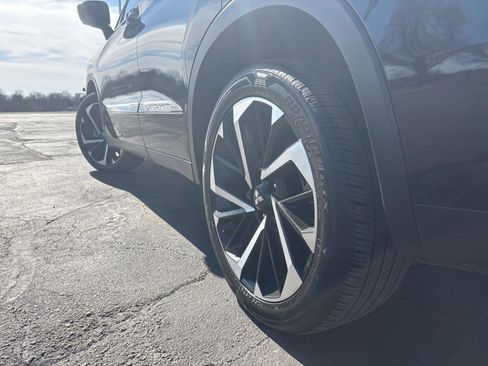 Used 2024 Mitsubishi Outlander SE image 5