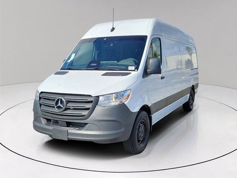 New 2025 Mercedes-Benz Sprinter 2500 image 3