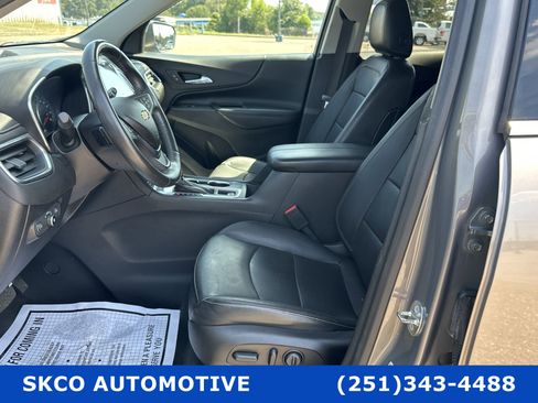 Used 2018 Chevrolet Equinox Premier image 11