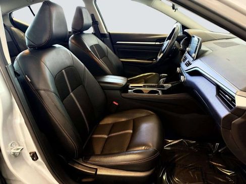 Used 2023 Nissan Altima 2.5 SR image 32