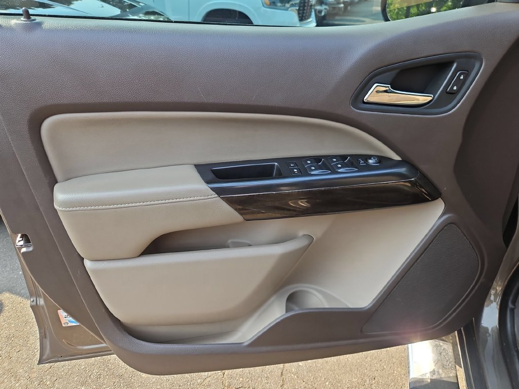 Used 2015 GMC Canyon SLT w/ Driver Alert Package RWD image 11