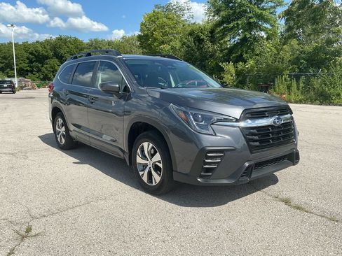 Used 2025 Subaru Ascent Premium AWD/4WD image 7