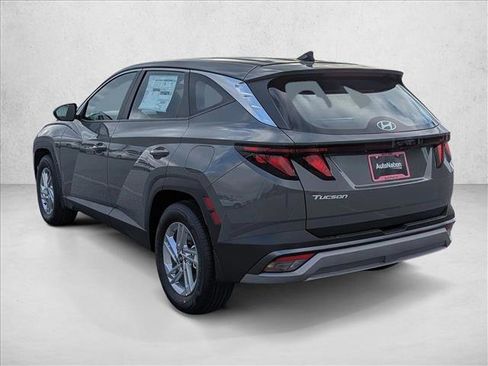 New 2026 Hyundai Tucson SE image 7