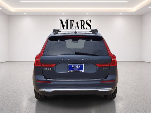 Used 2022 Volvo XC60 B5 Inscription w/ Advanced Package AWD/4WD image 4
