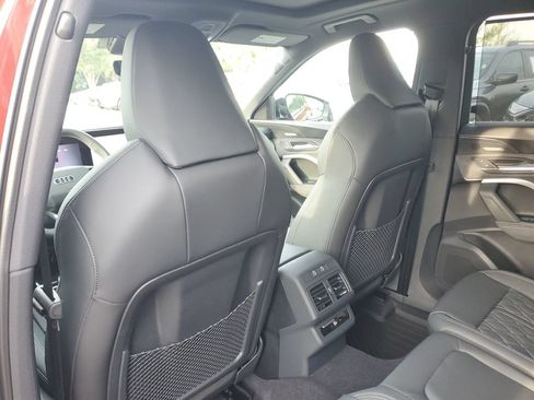 New 2026 Audi SQ5 Premium Plus AWD/4WD image 17