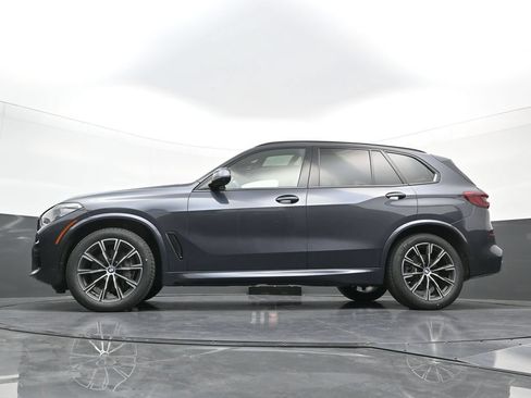 Used 2019 BMW X5 xDrive50i w/ M Sport Package AWD/4WD image 24