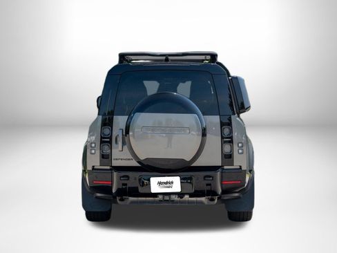 Used 2024 Land Rover Defender 130 X AWD/4WD image 7