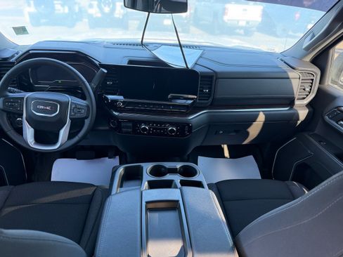 Used 2024 GMC Sierra 1500 Elevation image 13