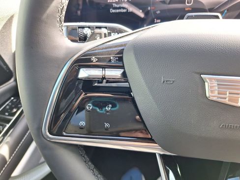 New 2026 Cadillac Optiq Luxury 1 w/ LPO, Floor Liner Package RWD image 20