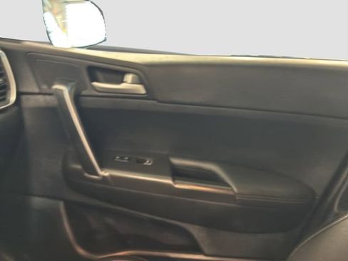 Used 2021 Kia Sportage LX w/ LX AWD Popular Package image 29