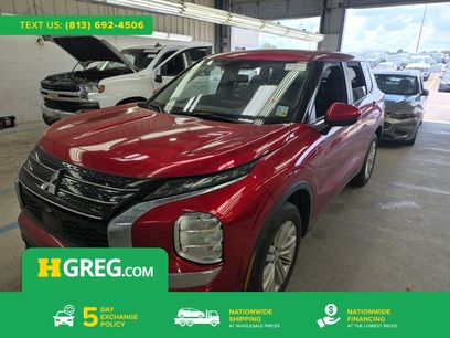Used 2022 Mitsubishi Outlander ES