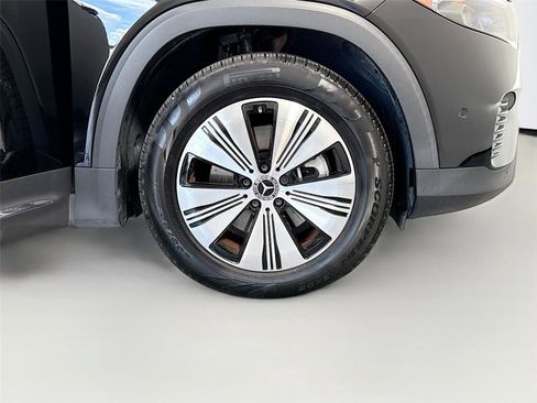Used 2023 Mercedes-Benz EQB 250+ image 34