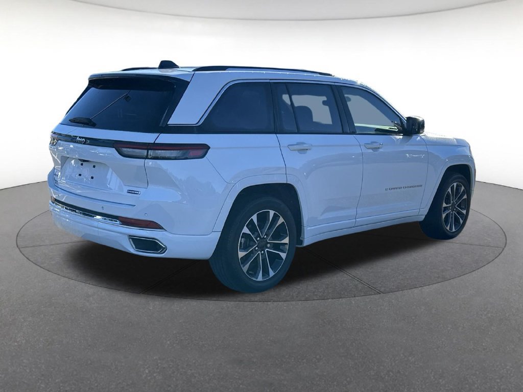 Certified 2023 Jeep Grand Cherokee Overland AWD/4WD image 6