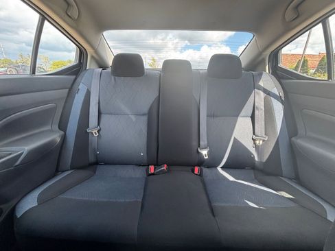 Used 2025 Nissan Versa SV FWD image 36