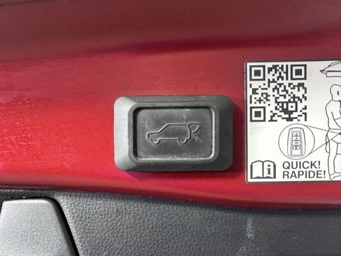 Used 2021 Toyota RAV4 XSE image 15