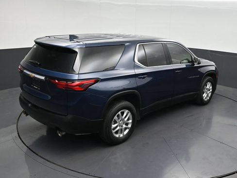 Used 2023 Chevrolet Traverse LS FWD image 21