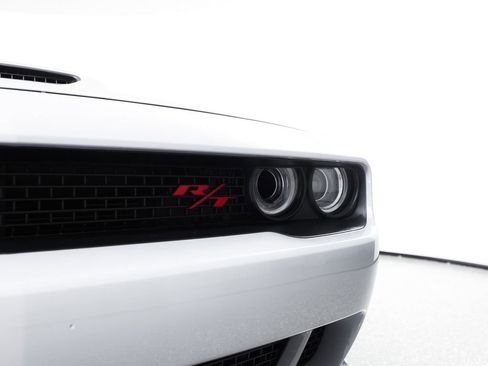Used 2022 Dodge Challenger R/T Scat Pack RWD image 4