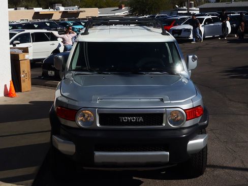 Used 2007 Toyota FJ Cruiser 4WD image 16