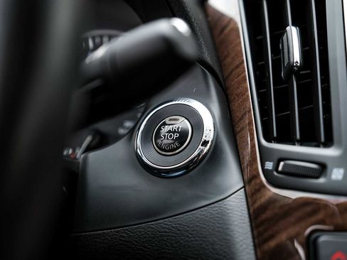 Used 2018 INFINITI Q50 Luxe w/ Essential Package (3.0T Luxe) image 20