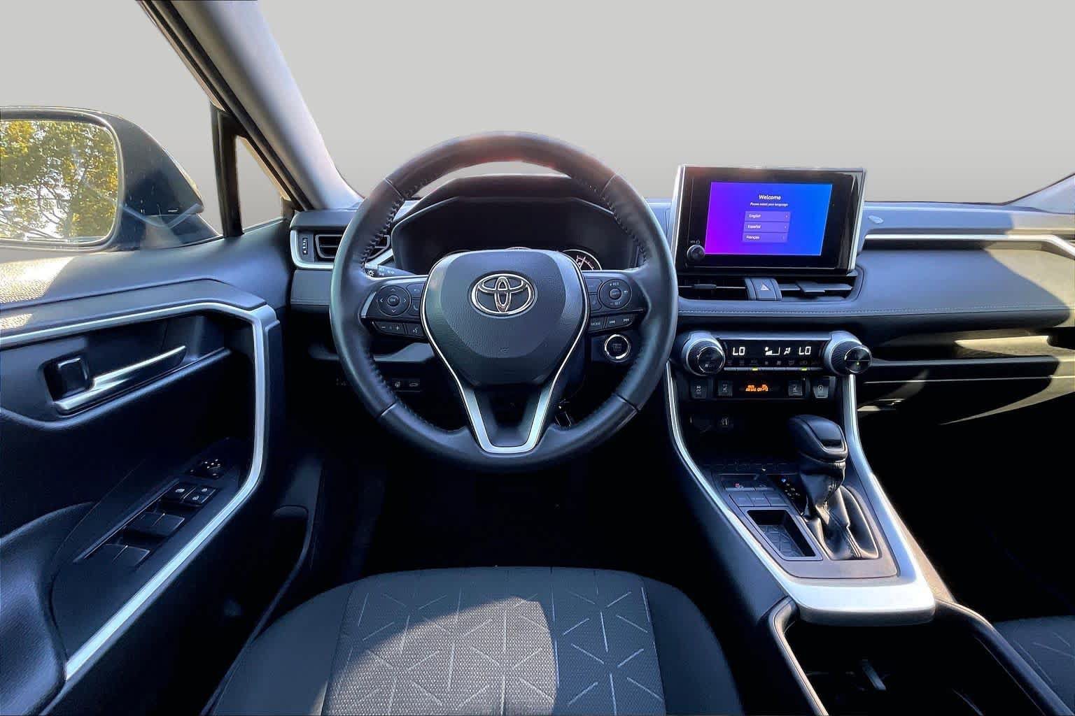 Certified 2023 Toyota RAV4 XLE w/ Convenience Package FWD image 5