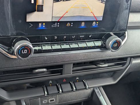 Used 2025 Chevrolet Colorado Trail Boss image 29