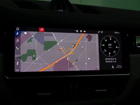 Used 2021 Porsche Cayenne GTS image 52