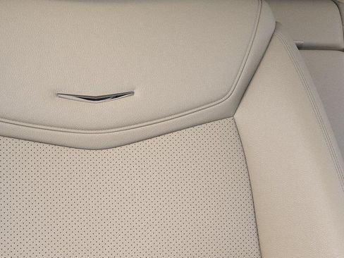 New 2026 Cadillac XT5 Premium Luxury w/ Driver Assist Package FWD image 21
