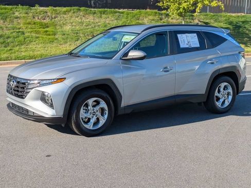Used 2022 Hyundai Tucson SEL FWD image 8