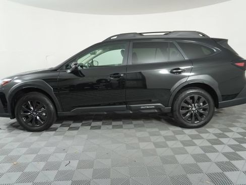Certified 2025 Subaru Outback Onyx Edition AWD/4WD image 4