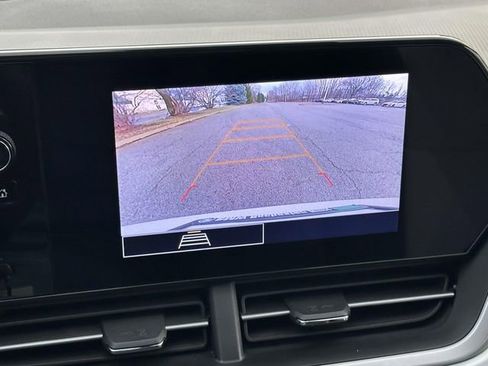 Used 2024 Chevrolet Trax RS w/ Driver Confidence Package image 31