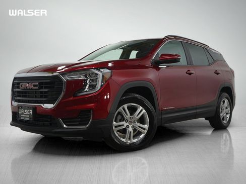 Used 2022 GMC Terrain SLE w/ Driver Convenience Package image 1