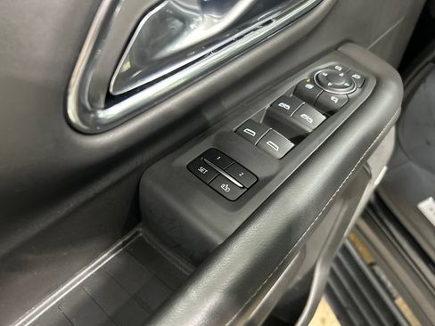 Used 2023 Chevrolet Tahoe High Country AWD/4WD image 8