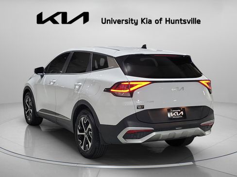 Used 2023 Kia Sportage EX image 5