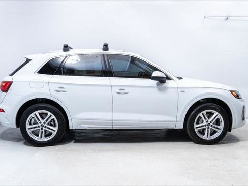 Used 2024 Audi Q5 e Premium Plus w/ Premium Plus Package AWD/4WD image 8