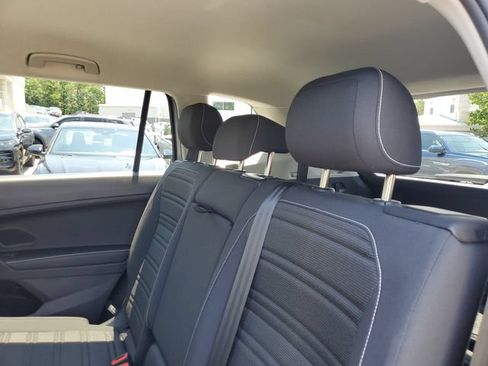 Certified 2024 Volkswagen Tiguan S FWD image 15