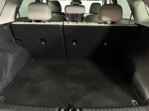 Used 2018 Kia Niro EX Premium image 31