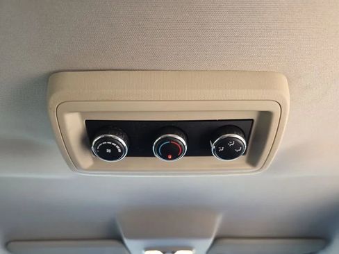 Used 2016 Dodge Journey SXT image 35