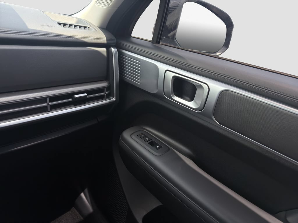Used 2024 Hyundai Santa Fe SEL FWD image 26