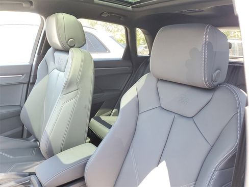 New 2025 Audi Q3 2.0T Premium image 18