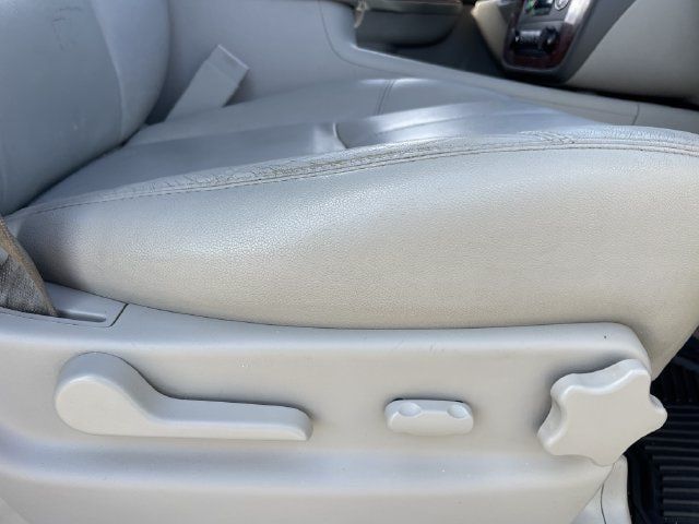 Used 2014 Chevrolet Tahoe LT RWD image 23