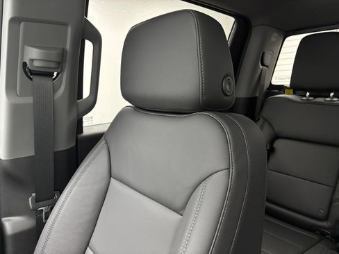 New 2026 GMC Sierra 1500 Elevation w/ Elevation Premium Package AWD/4WD image 42