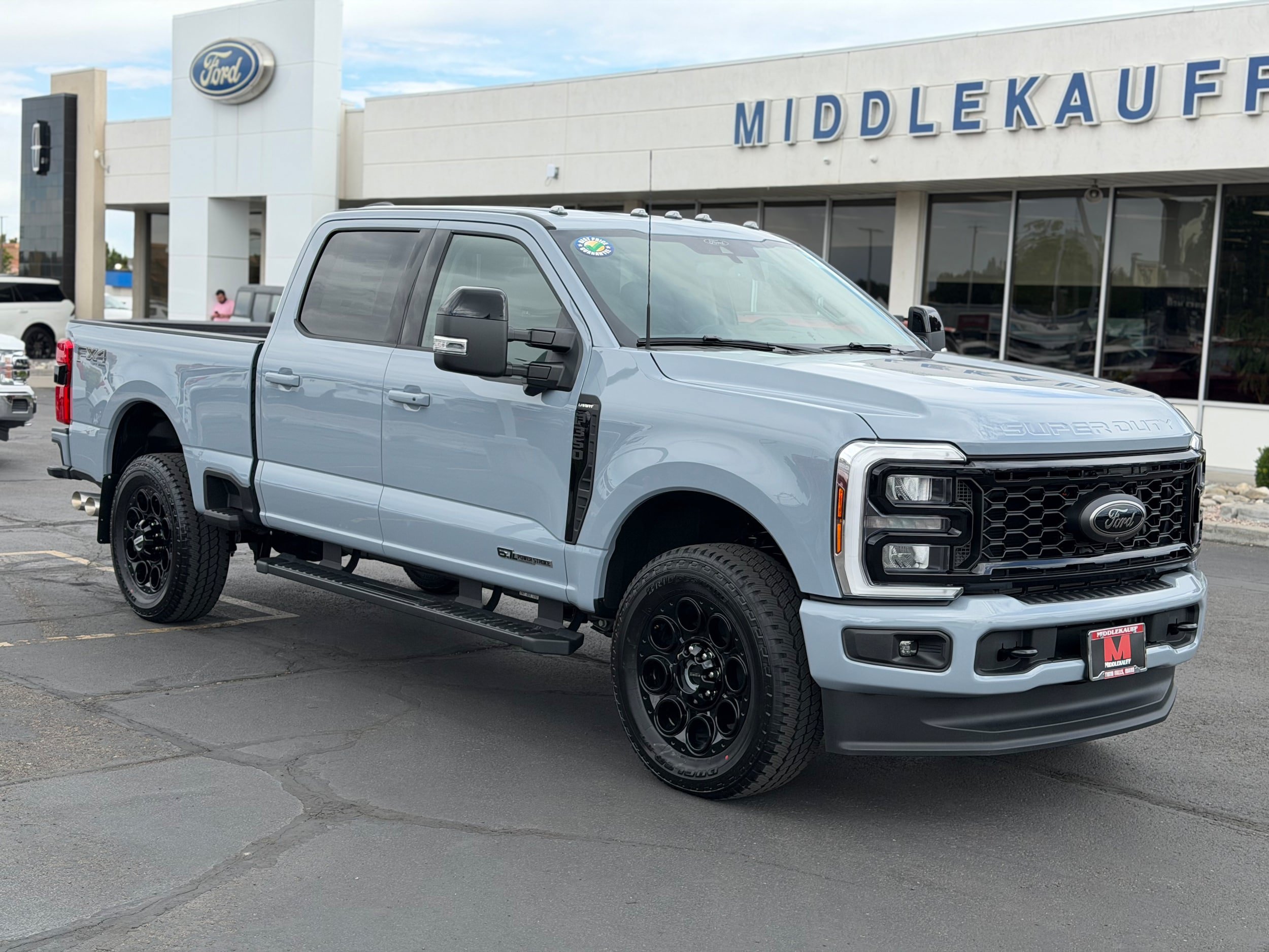 New 2026 Ford F350 Lariat w/ Black Appearance Package AWD/4WD image 1
