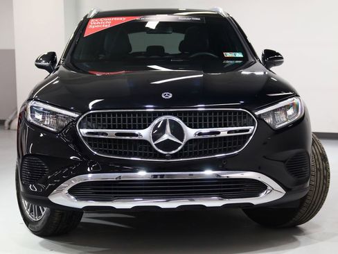 Certified 2025 Mercedes-Benz GLC 300 4MATIC image 3