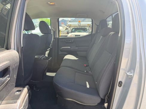 Used 2021 Toyota Tacoma SR5 w/ Trail Edition AWD/4WD image 35