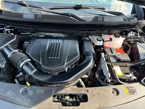 Used 2025 Buick Enclave Sport Touring w/ Power Package FWD image 27